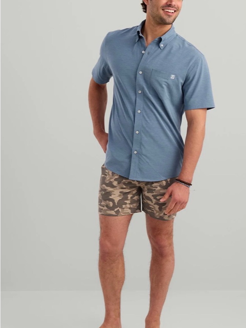 Huk Mens Shoreside Camo Printed Shorts Size XL NWT